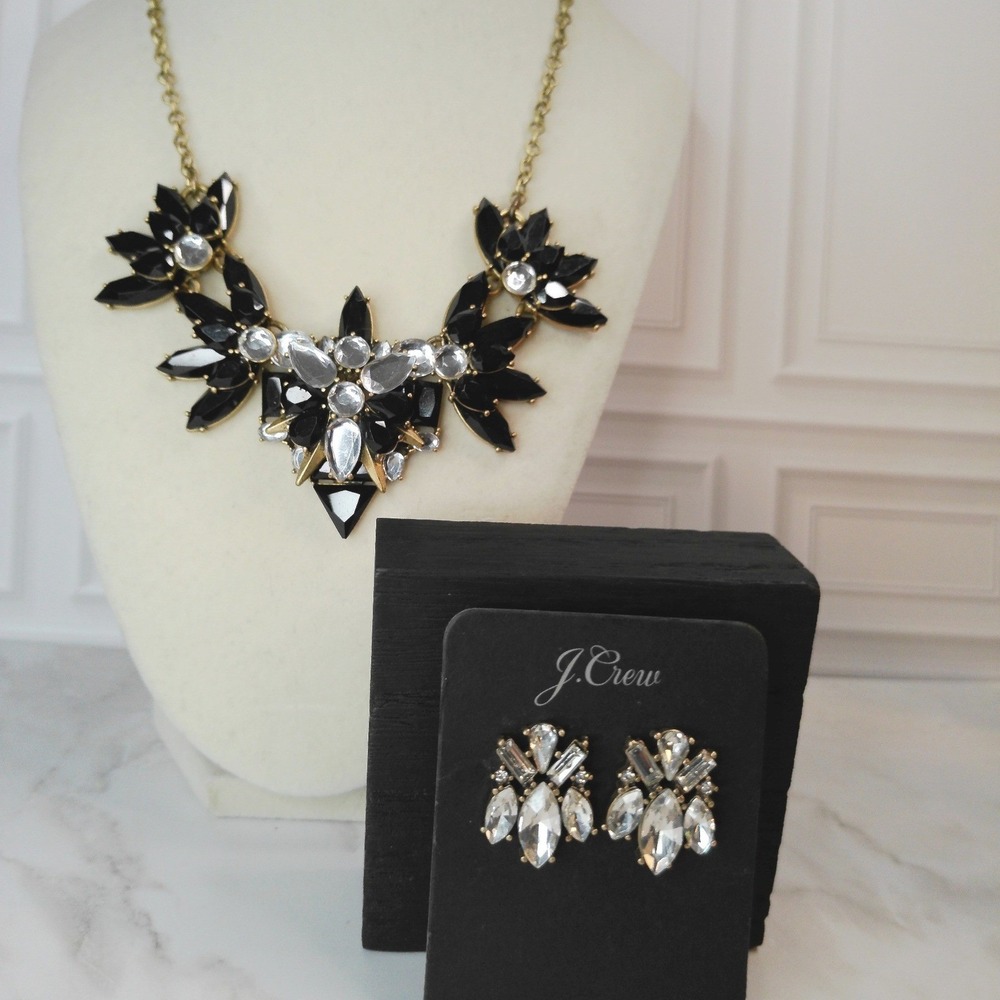 J Crew Statement Necklace and Earrings Set Black Crystal Gold Tone‎